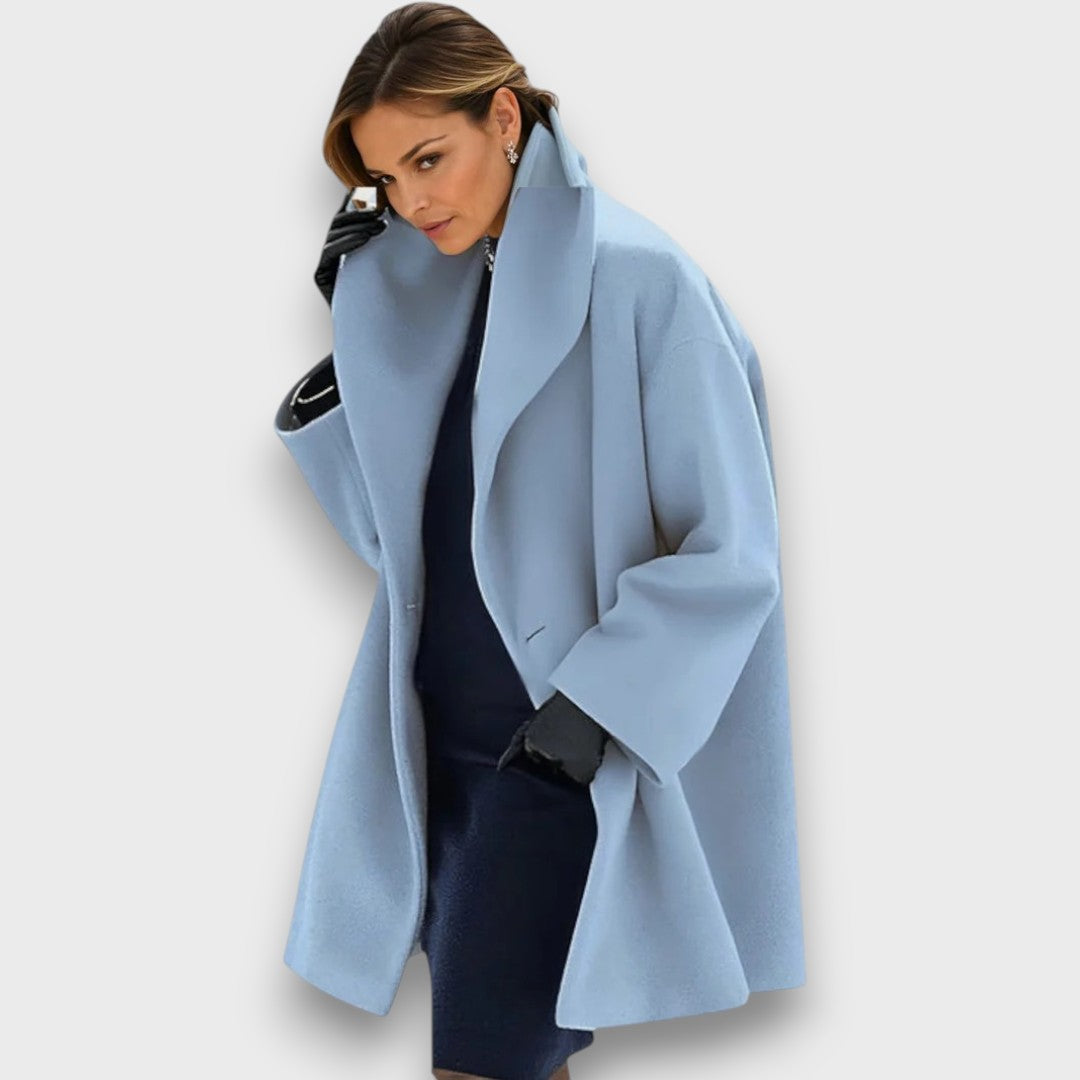 Lerisse – Elegant Coat with Hood