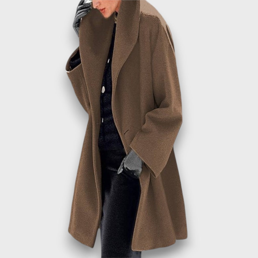 Lerisse – Elegant Coat with Hood