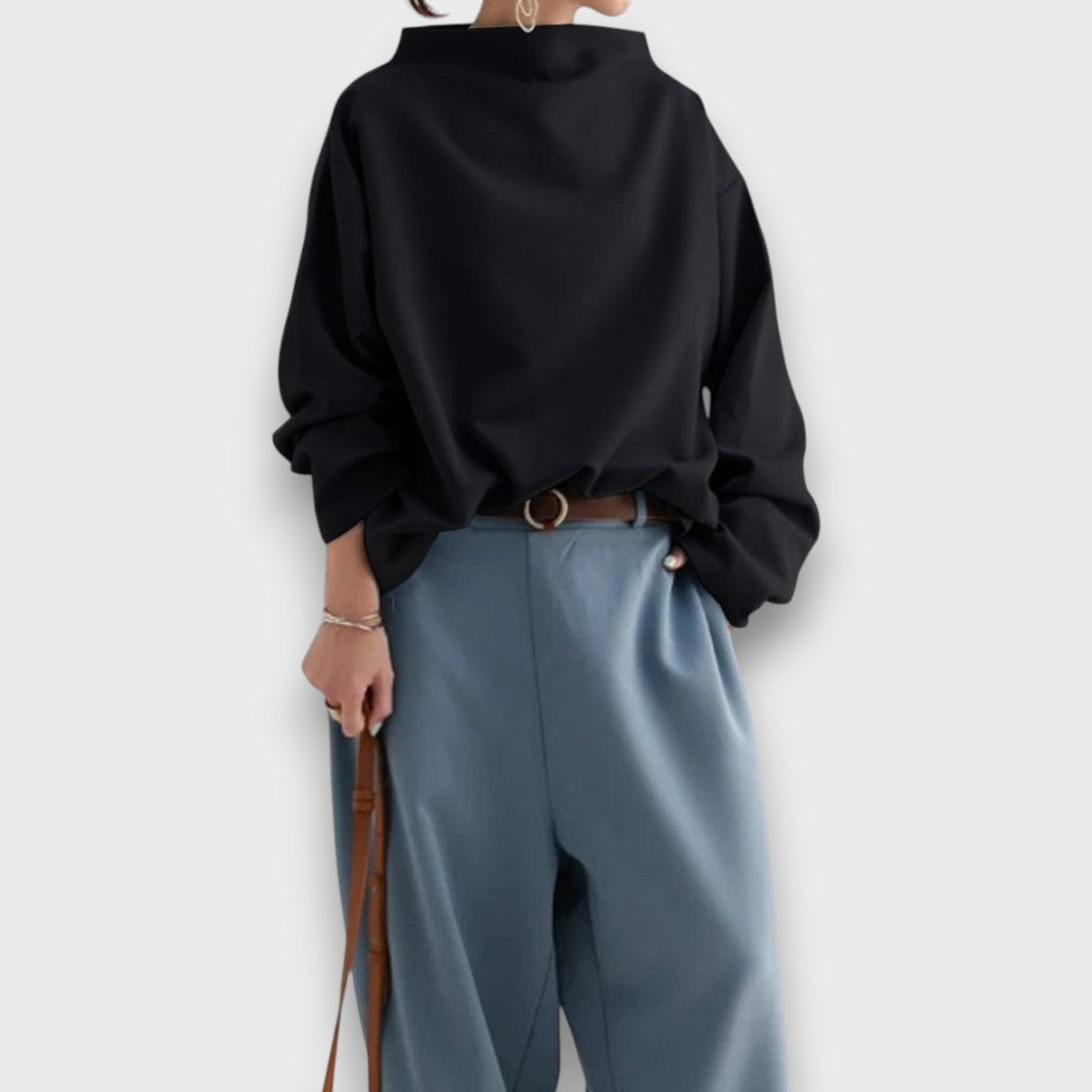 Gavrielle – Pullover with High Collar