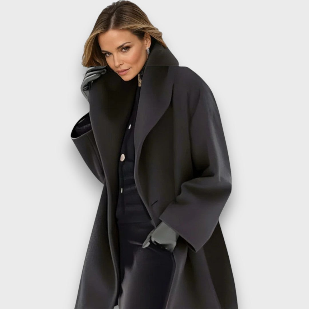 Lerisse – Elegant Coat with Hood
